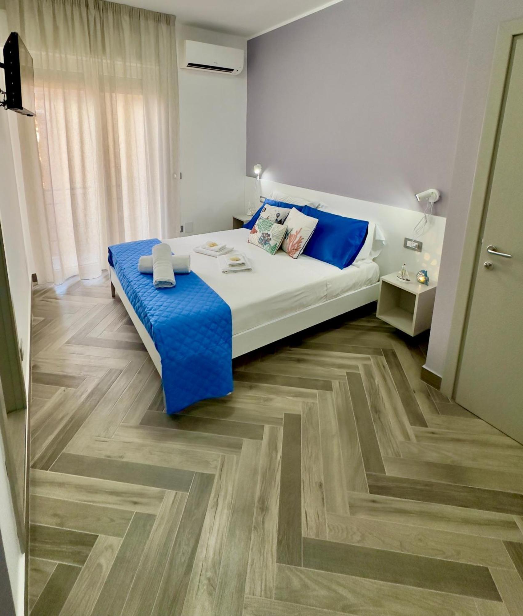 Leonardo Suites Шила Екстериор снимка